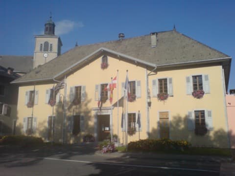 Couvreur Taninges